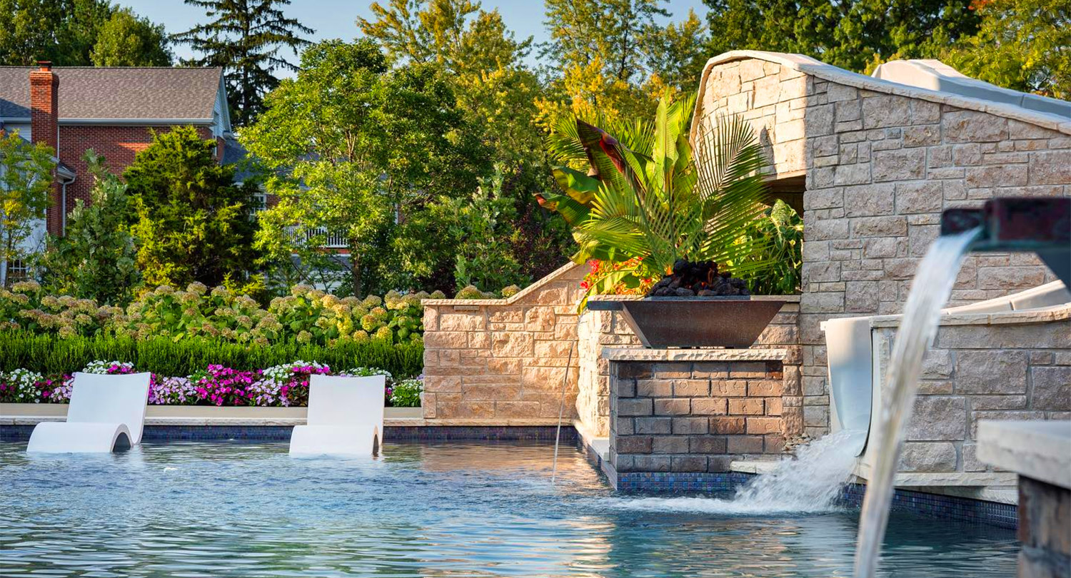 pool landscaping experts in St. Louis