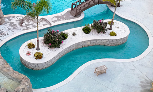 swimming pool with lazy river