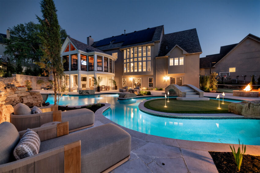 pool-view-seating-area