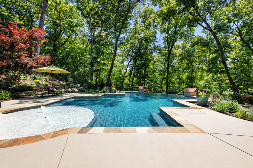 curves-angles-swimming-pool
