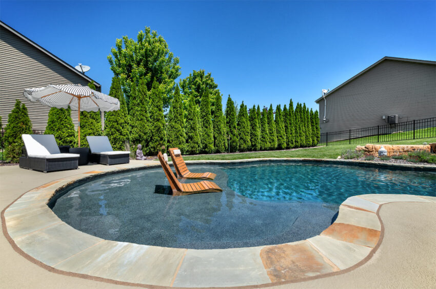 swimming-pool-stone-waterfall2