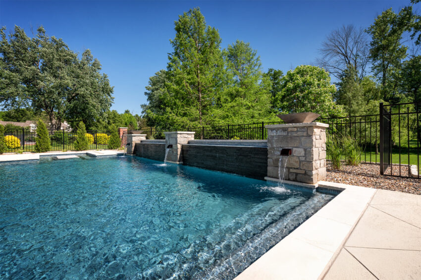 swimming-pool-waterwall