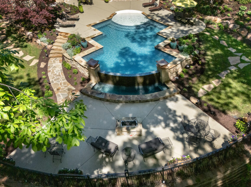zero-entry-pool-aerial