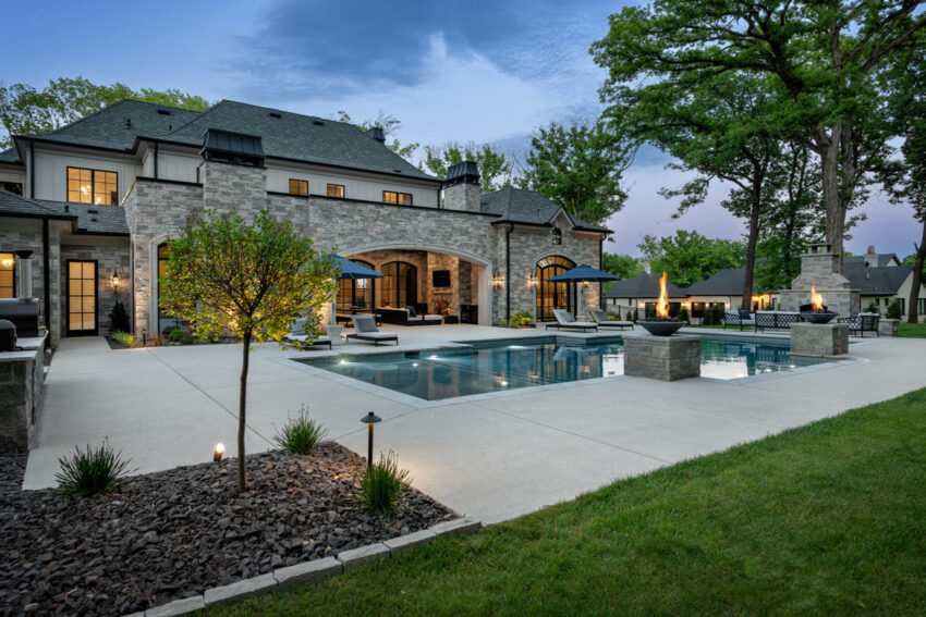pool-fire-lights-dusk4