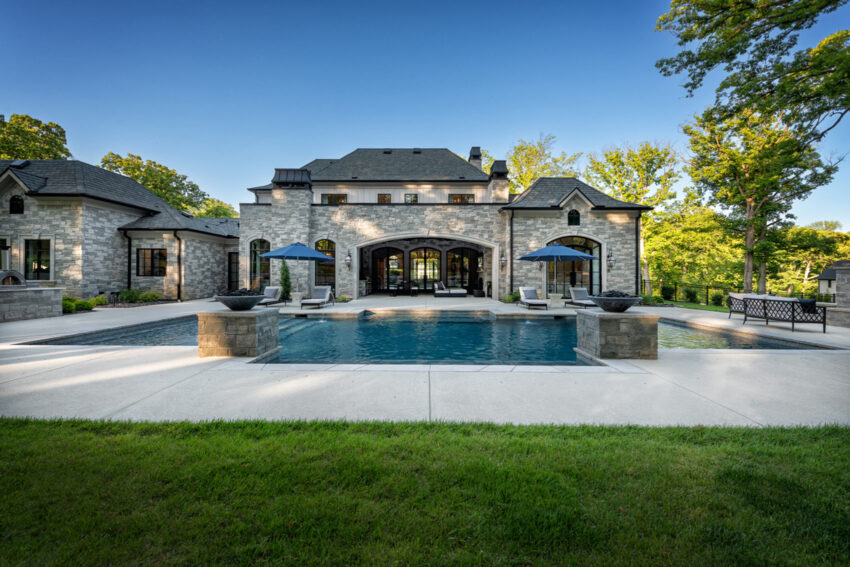 pool-view-house-back