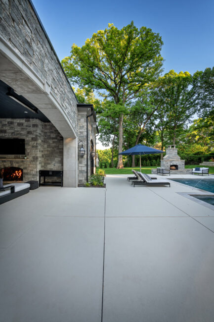 swimming-pool-cool-deck